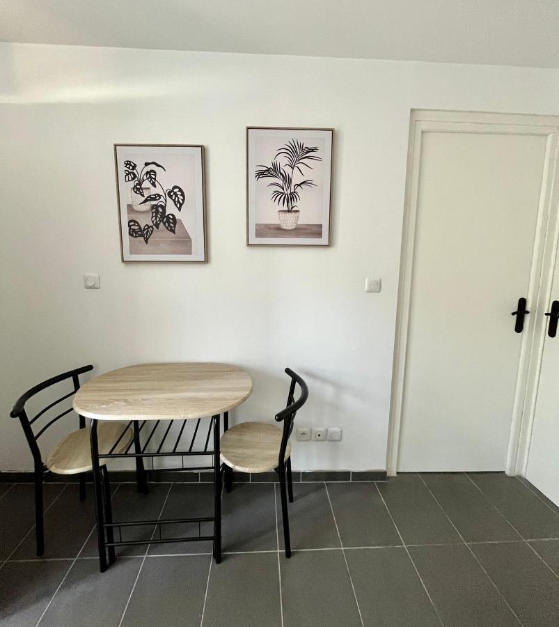 Le Central : Appartement Cosy Et Calme Saint-Germain-de-Joux ภายนอก รูปภาพ